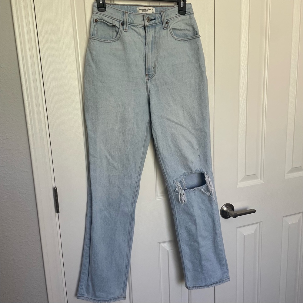 Abercrombie The 90s Straight Ultra High Rise *Curve Love*